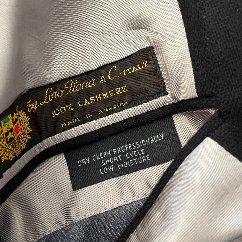 Loro Piana 100% Cashmere Blazer SAKS 5th Ave Black Size 46 **READ description** - Picture 8 of 16